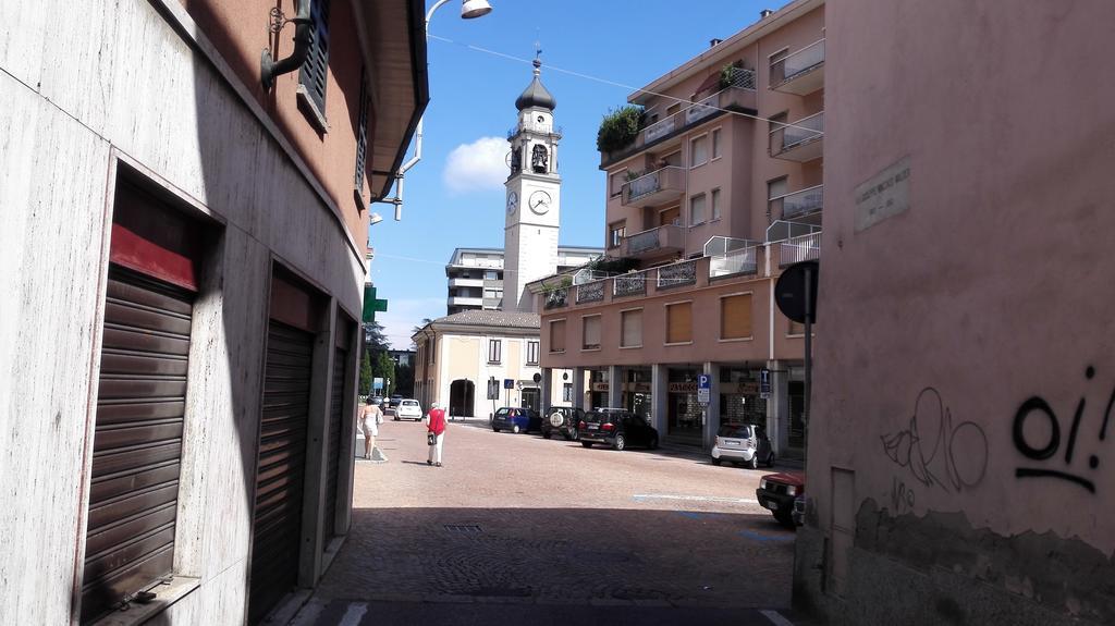 Hotel Mira Varese Exteriör bild
