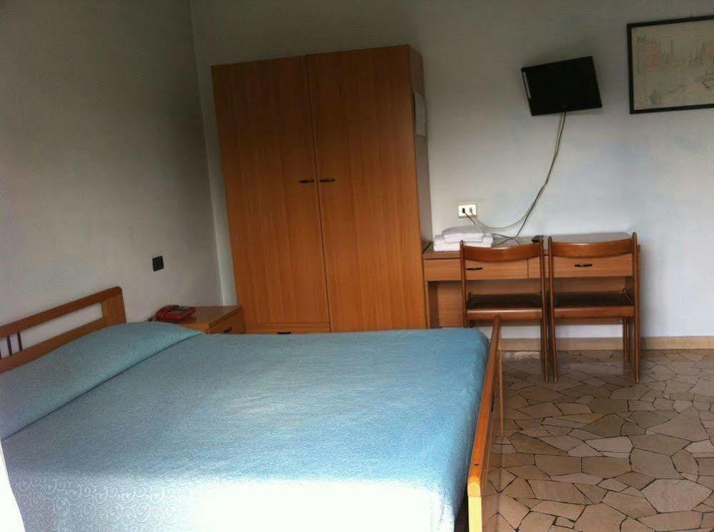 Hotel Mira Varese Exteriör bild